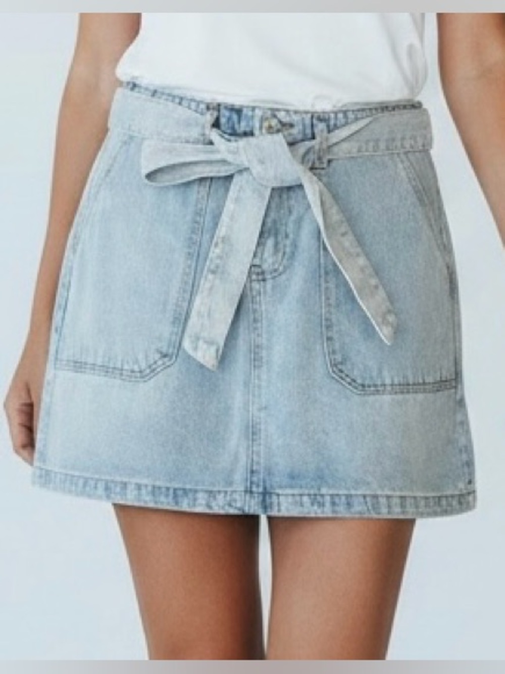 Forever 21 Denim mini skirt High-waisted self-tie belt patch pockets Blue L